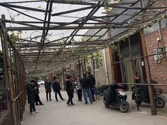 -亲兄弟真人CS团建拓展基地