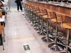 -呷哺呷哺(世贸.工三店)
