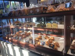 面包甜点陈列柜-牛角村(大族广场店)