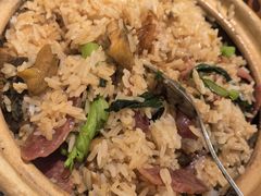 港式腊味煲仔饭-老广酒楼(樱花店)