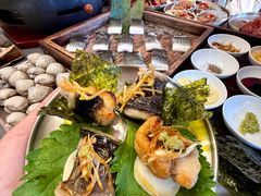 -围炉肉舍•炭烤活鳗•丹东海鲜烤肉(步行街店)