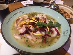 老坛酸菜鱼-胡桃里音乐酒馆(仓山万达店)