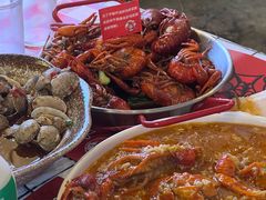 -李双猪·小龙虾·烧烤·羊肉煲(乐山店)