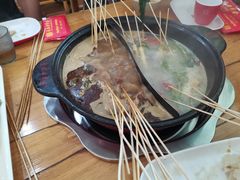 -袁记串串香(泉水轻轨站店)