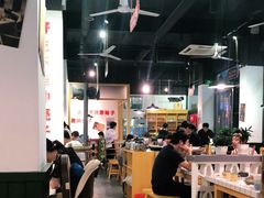 大堂-有拈头成都市井火锅(柳市店)