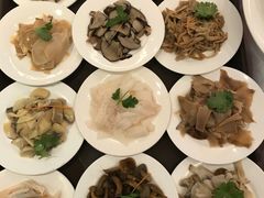 -天宜隆蘑菇宴火锅(石景山旗舰店)