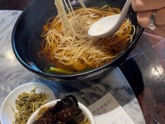 -功德林(南京西路店)