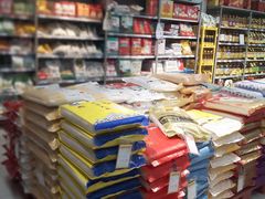 -世纪联华超市(三墩店)