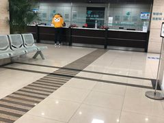 -上海大学附属上海和平眼科医院