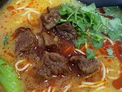 -志权牛肉面(灵山路店)