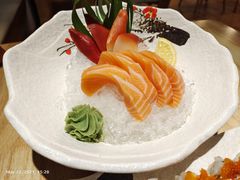 三文鱼刺身-晓寿司·日本料理(望京博雅店)