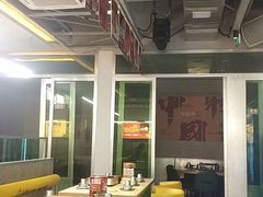 大堂-令狐冲烤鱼·烧菜馆(达明店)