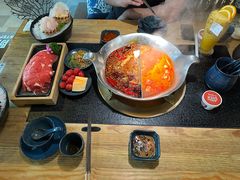 番茄牛膝骨鸳鸯锅-湊湊火锅·茶憩(上海合生汇店)
