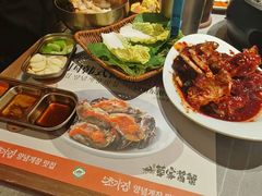 -草家酱蟹炭火烤肉店(珲春南路一店)