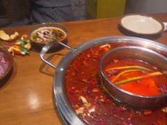 -巴隆门重庆老火锅(太湖路店)