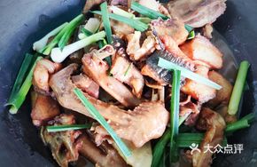 Duck Mouth Fish Stewed with Goose