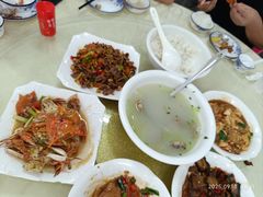 -湘里湘亲饭店(闸坡店)