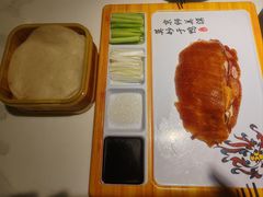 特色烤鸭-荷塘秋月·本帮江浙菜(国权路店)