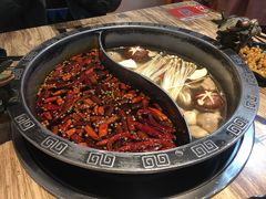美牛蛙鱼头锅-销魂美蛙鱼头火锅(上海首店)