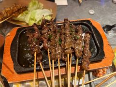 -威记烧嘢·南宁烧烤·超级生牛(绿地店)