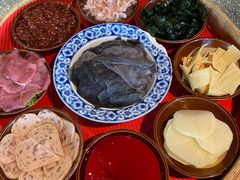 土货九大碗-董眼镜火锅(洪崖洞总店)