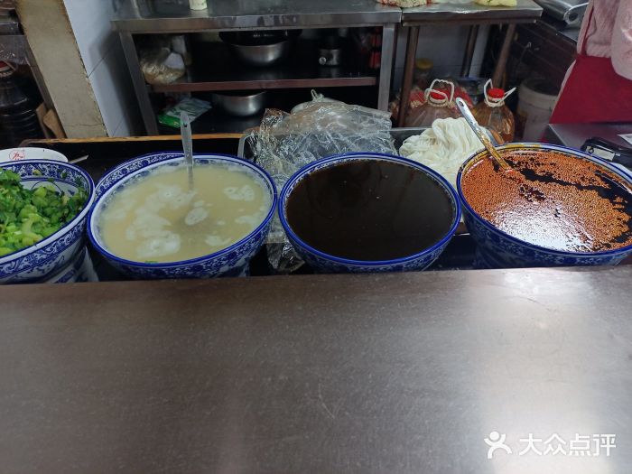 薛昌利大米凉皮(北新街店)图片