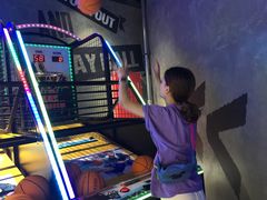 -世代星球·保龄球·镭战真人CS·团建(杨浦店)