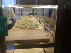 面包甜点陈列柜-袁记云饺(西安路店)