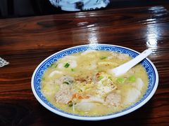 -亚忠小吃店(曾厝垵店)