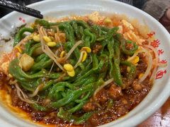 炸酱西红柿鸡蛋面-手擀菠菜面(西康路店)