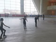 -世纪星滑冰俱乐部(万象城店)
