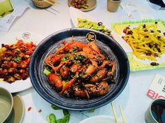 -肥肥虾庄·金牌油焖大虾(沙湖店)