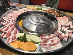 -哈哈碳都·牛肋条无限自助烤肉(宝龙店)