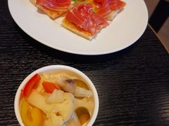 -wineapp葡萄酒餐吧(外滩金融中心店)