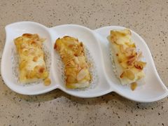 西杏片炸鲜奶-点都德(龙之梦店)