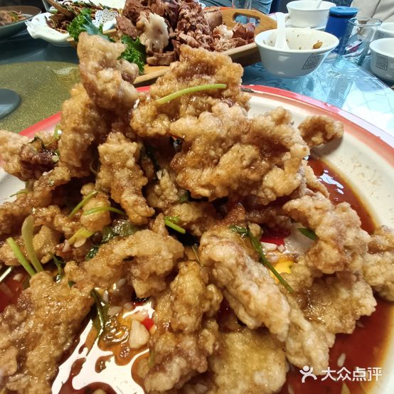小红东北杀猪菜(洮儿河南路店)