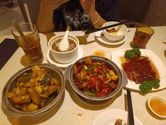 板栗金瓜煲-香港新发烧腊茶餐厅(书城店)