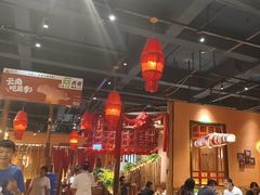 -老滇山寨•云南特色菜•地方菜•民族风情歌舞表演(金碧店)