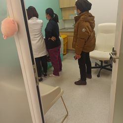 -唯儿诺儿童医院·儿科·眼科(新天地店)