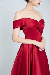 -Lady  Jane高端婚纱礼服馆