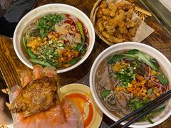-爆炸头阿姨小四川正宗川味小吃(无任何分店)