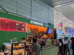 -星巴克(上海虹桥站2A检票口)
