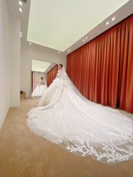 -派丽莫Pellimo原创设计婚纱品牌