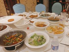 -沪华海鲜大酒楼(南汇店)