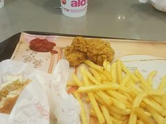 -麦当劳(伟城广场店)