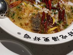 -江渔儿酸菜鱼(奥园广场金发购物中心店)