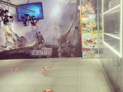 -VR+乐园·VR电竞·家庭亲子·密室逃脱·轰趴团建