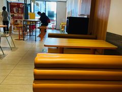用餐区-麦当劳(玉桥中路店)