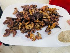 -老码头黑皮肘子锅包肉熏酱水饺(文政街店)