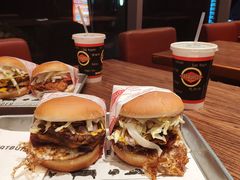 -FATBURGER 特富客汉堡(外交公寓店)